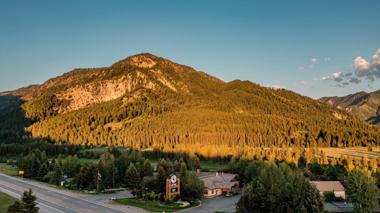 Flying Saddle Resort And Steak House Alpine Extérieur photo